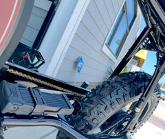 Example of ABUS Lock placements
Planning to pick up your new e-bike/e-moto from our shop location in Newport Beach?
We assemble ABUS Locks onto e-bikes per customer requests at no additional charge.
*Per customer purchase & request, we can assemble an ABUS lock onto an e-bike purchase at no additional charge.