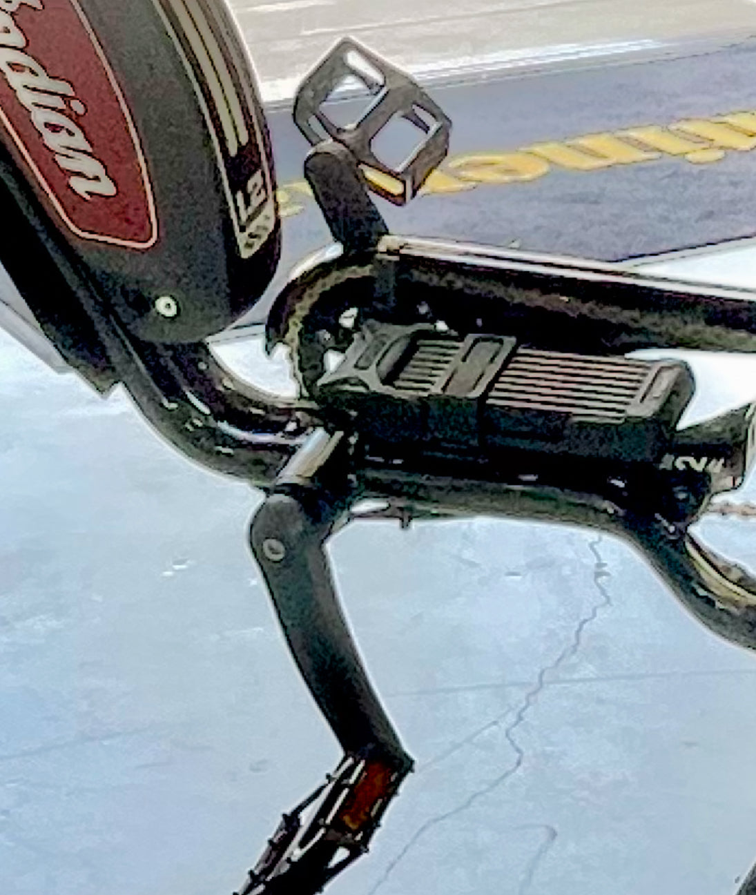 Example of ABUS Lock placements
Planning to pick up your new e-bike/e-moto from our shop location in Newport Beach?
We assemble ABUS Locks onto e-bikes per customer requests at no additional charge.
*Per customer purchase & request, we can assemble an ABUS lock onto an e-bike purchase at no additional charge.
